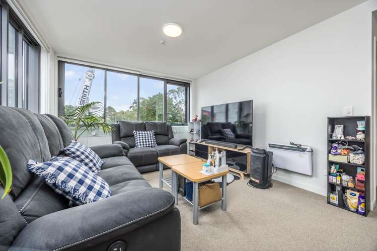 1K/27 Morning Star Place Mount Albert_3