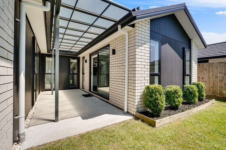 23 Inuwai Street Glenview_3