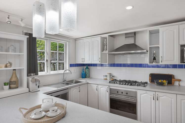 1/27 Peach Road Glenfield_10