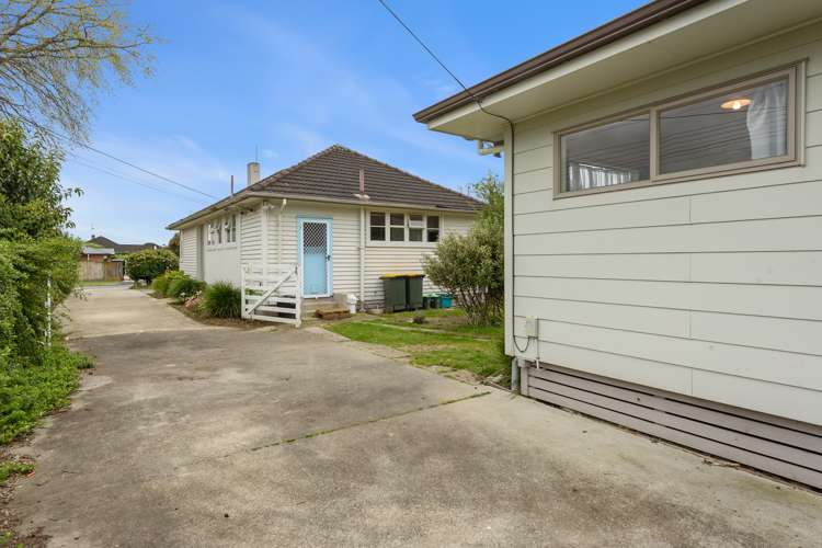 2 Sare Crescent Fairfield_17