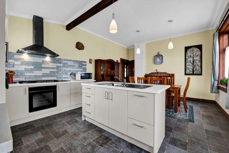 22 Caledonia Street Hawera_6