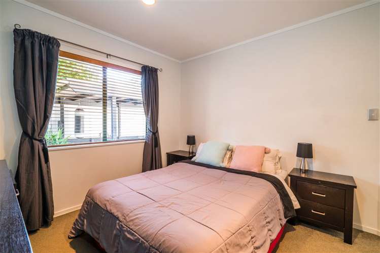 2/23a Vincent Street Howick_15