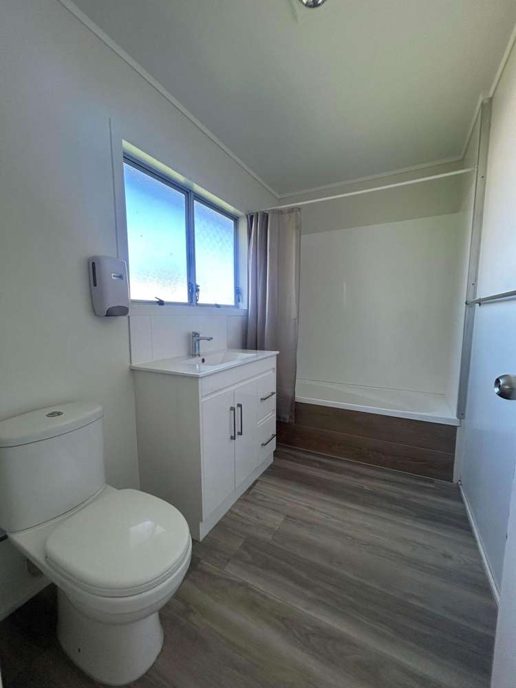 2/29 Mon Desir Place Manurewa_5