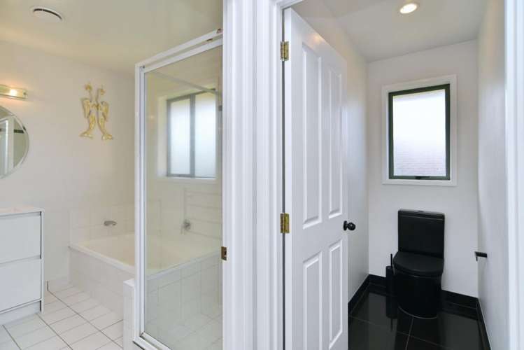 1 Sandholm Close North New Brighton_16