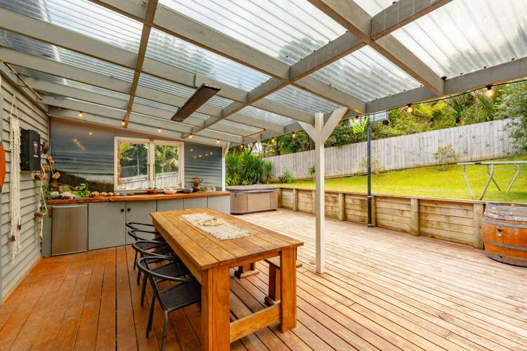 22 Tasman View Road Bethells Beach_9