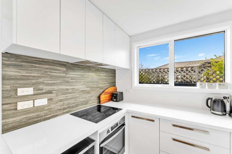 1/14 Donegal Street_4