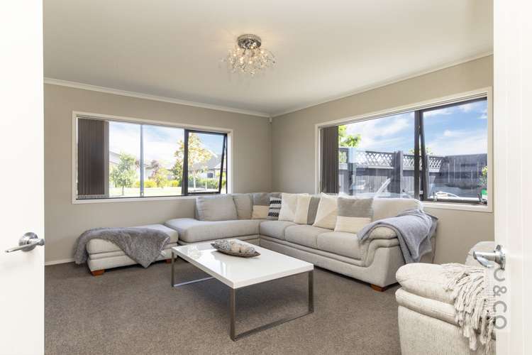 11 Pohutukawa Parade Riverhead_22