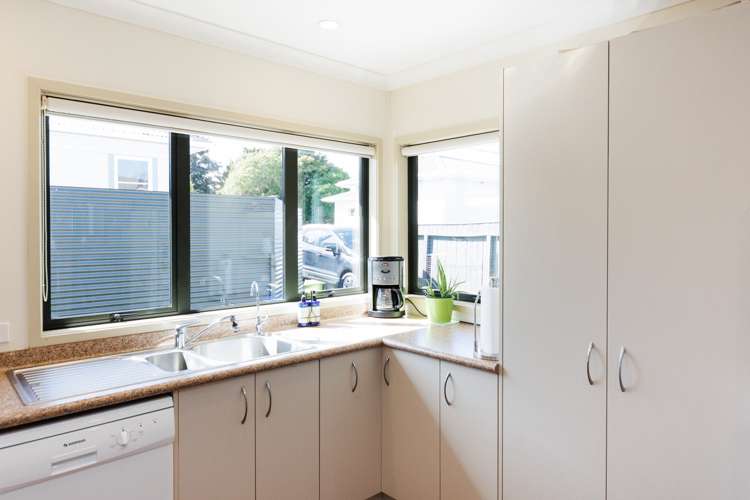 102a Derby Street Feilding_4