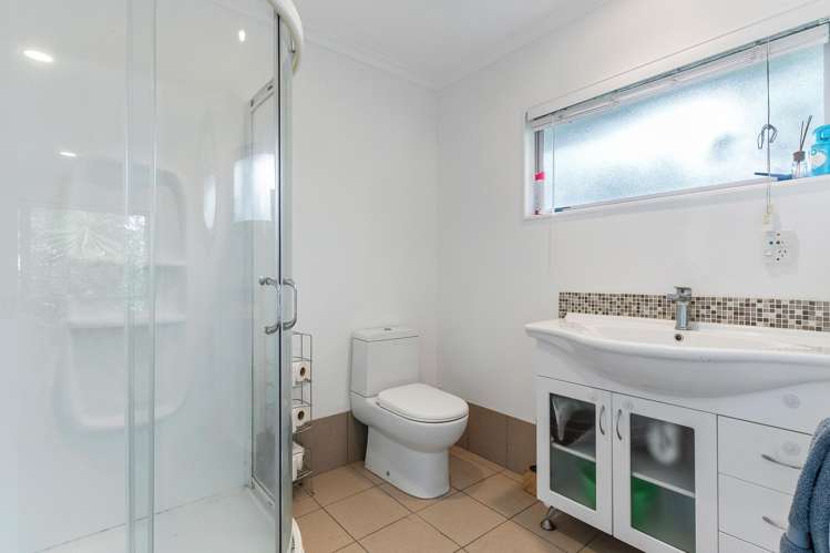 22 Cascaden Road Gulf Harbour_11