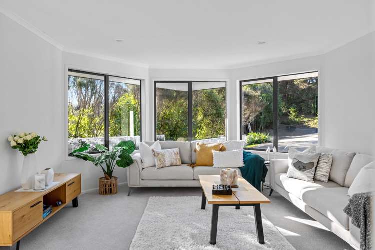 72 Blue Heron Rise Stanmore Bay_3