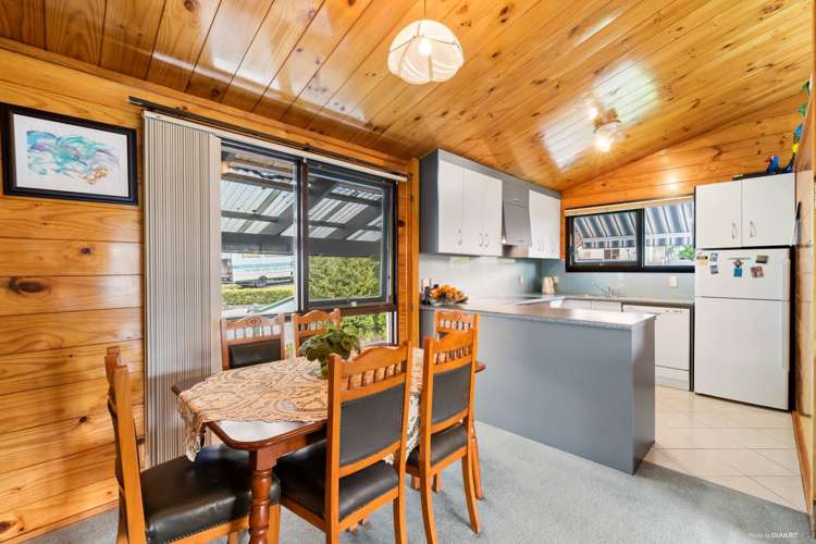 27 Tanglewood Place Cockle Bay_3