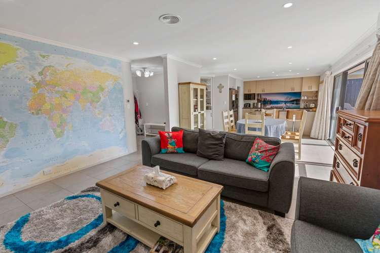 6 Magnolia Crescent Tawhero_7