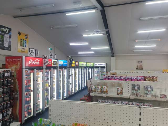 302 Dee Street Avenal_2