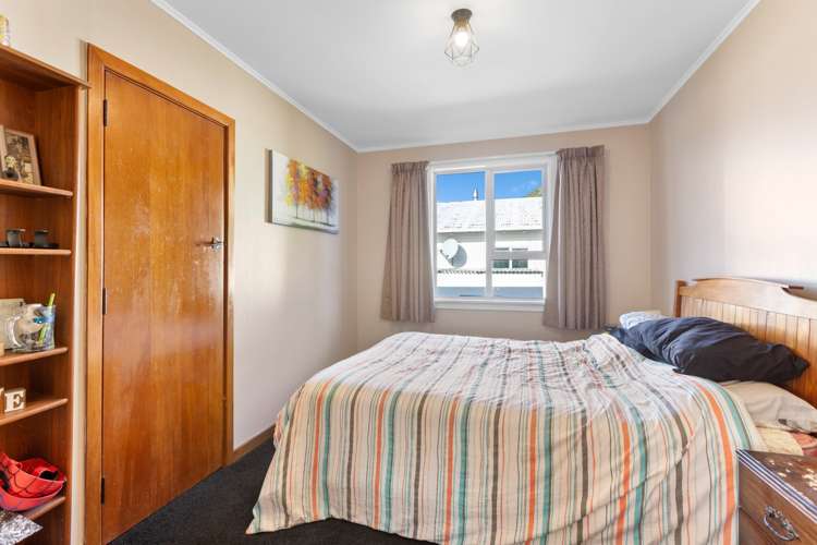 16 Cumming Street Okato_16