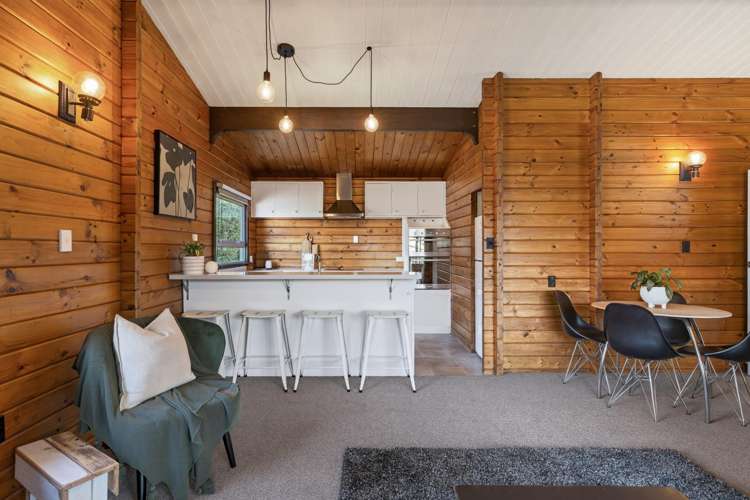 16 Williams Street Sunshine Bay_6