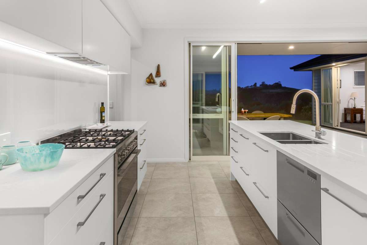 7 Blue Penguin Drive_2