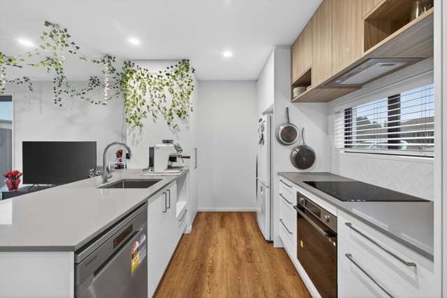 2/406 Armagh Street Linwood_3