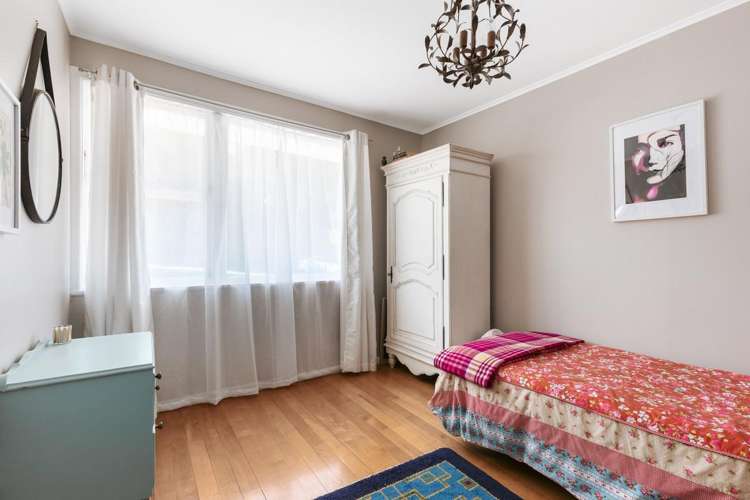 9 Clifton Terrace Brookfield_11