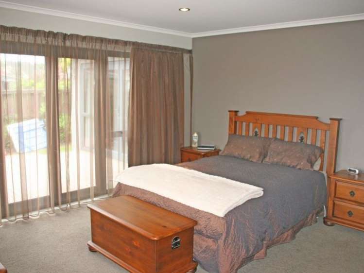 16 Constitution Avenue Milton_6