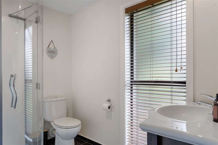 56 Crofton Road Harewood_12