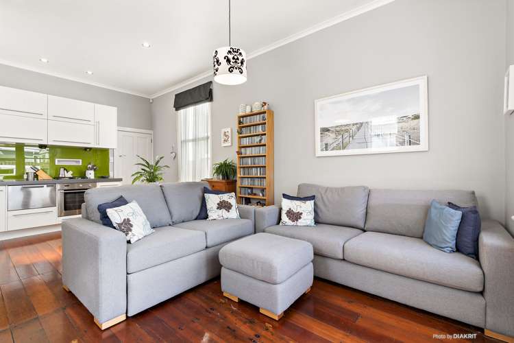 10 Milton Street Berhampore_6