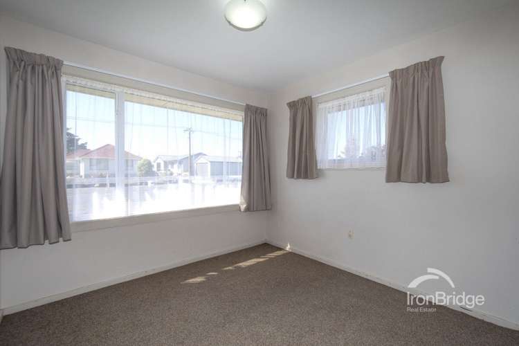 53 Greenhaven Drive Burwood_6