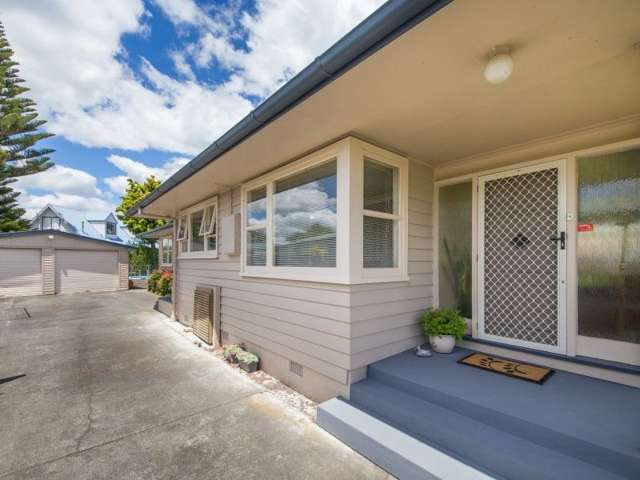 36 Somerset Crescent Highbury_2