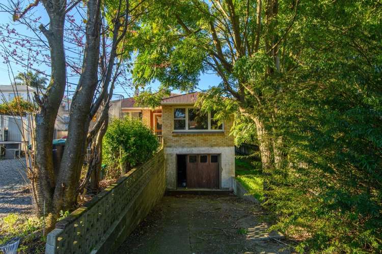 107 Bellevue Road Brookfield_10