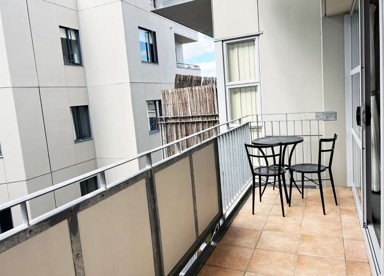 11E/82 Wakefield Street 10015_9
