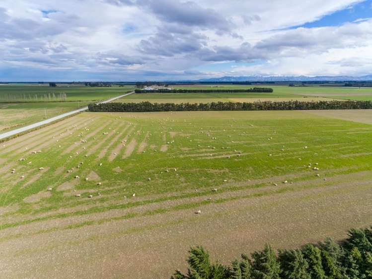 452 Methven Chertsey Road Methven_4