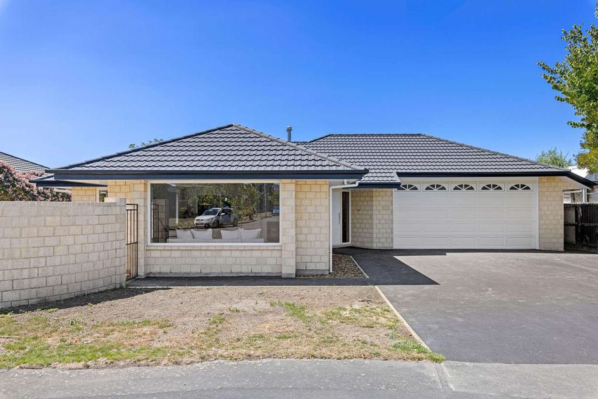 26 Glastonbury Drive Burwood_0