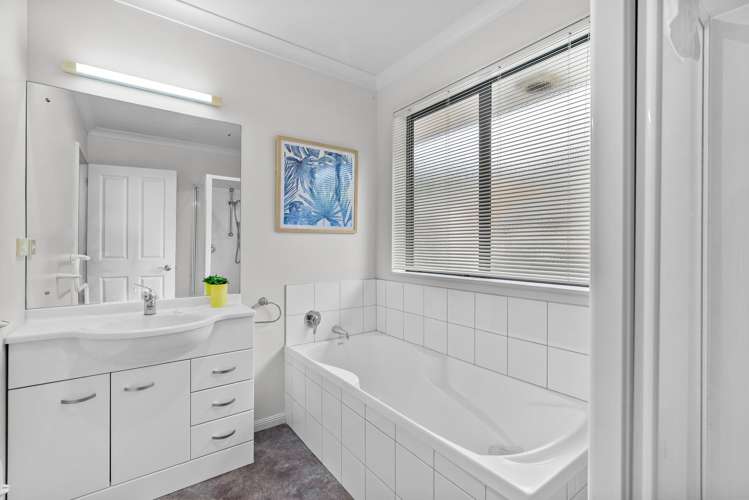 14 Lochiel Place Te Kamo_14