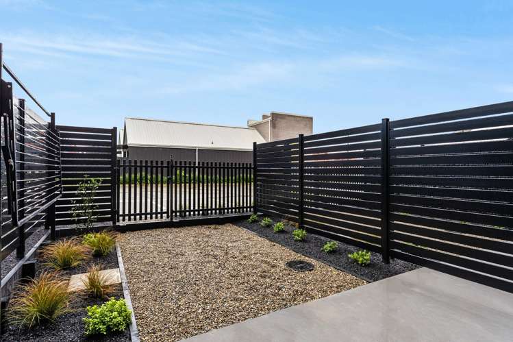 17-35 Raukohekohe Road Wiri_11