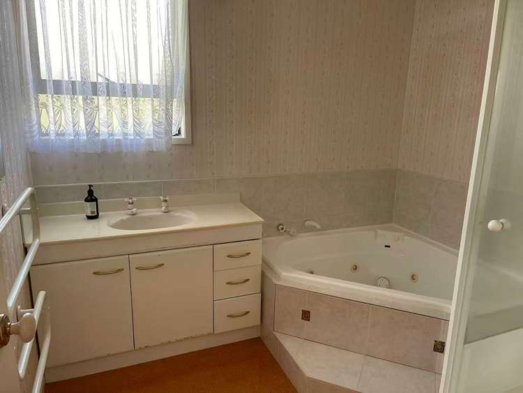 17 Waller Avenue Bucklands Beach_3