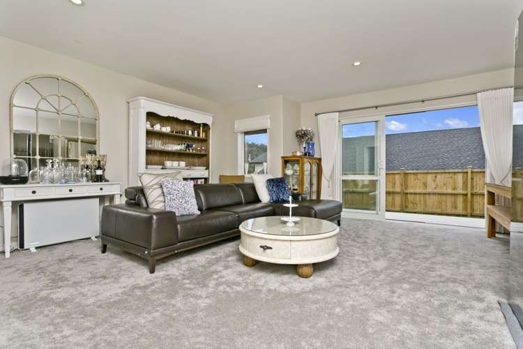 57 Golden Morning Drive Albany Heights_17