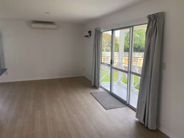 11 Seaward Place Wattle Downs_2