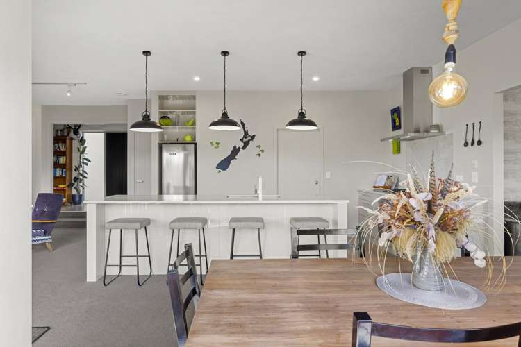 5C Sunshine Rise Raglan_13