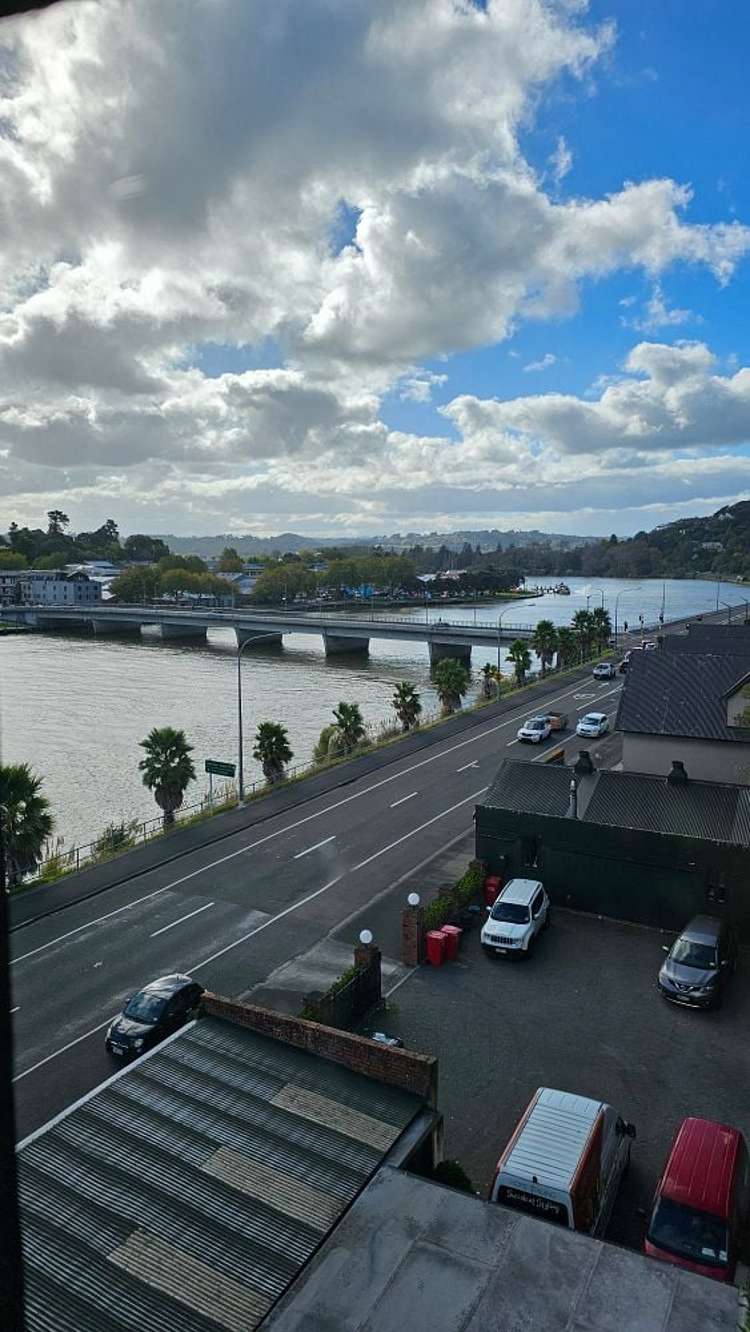 19/15 Putiki Drive Durie Hill_8