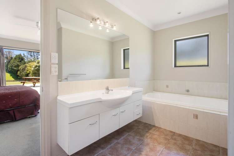 155 Ongare Point Road Katikati_11