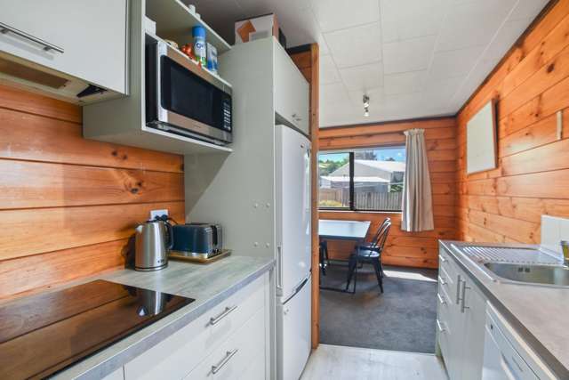 2 Bay Grove Pukehangi_3