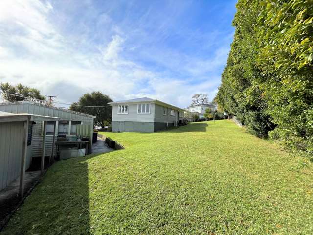 14 Springside Place New Lynn_1