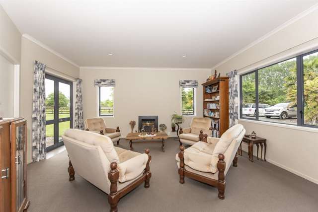 401 Telephone Road Puketaha_4