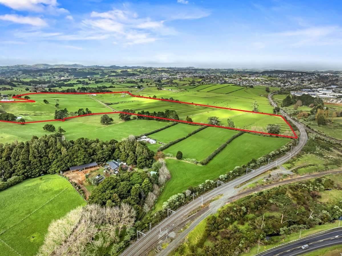 219, 229 and 301a Cape Hill Road_1