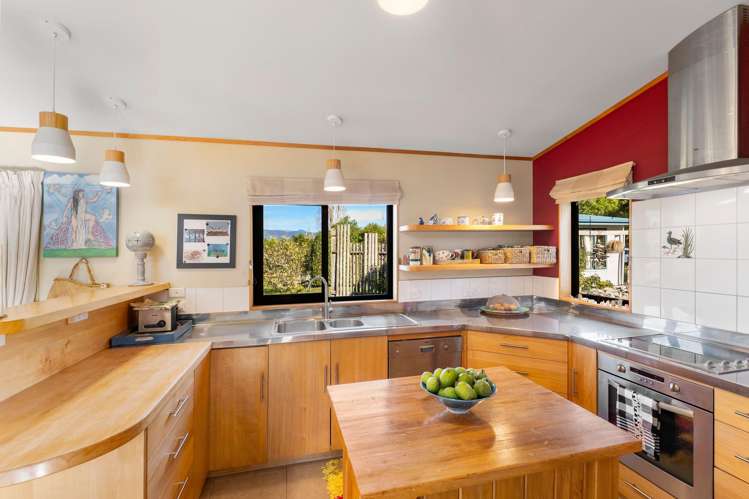 294 Pigeon Valley Road Wakefield_7