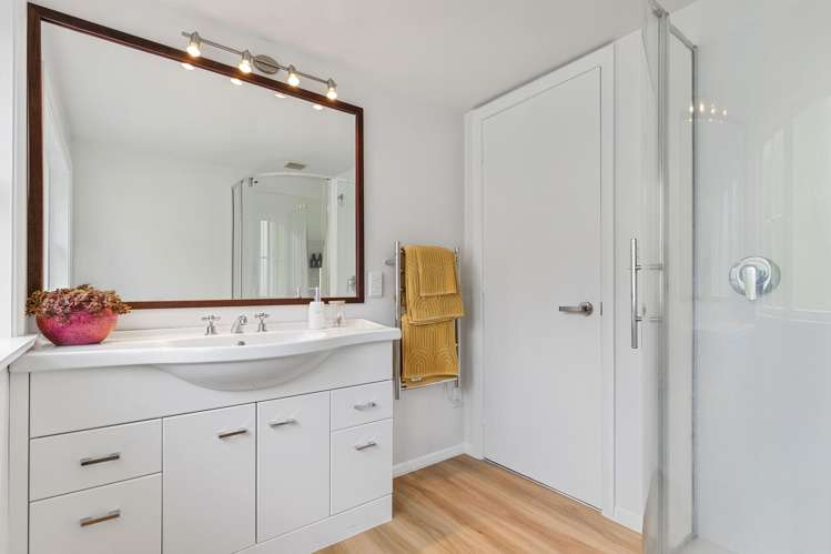 20 Waru Street Khandallah_12