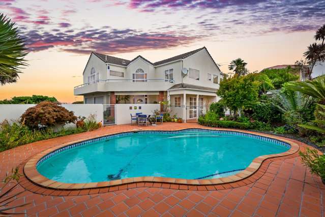 Harbour Views, Pool, and Pure Bliss