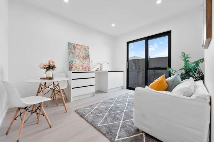 2 Kakau Lane Flat Bush_23