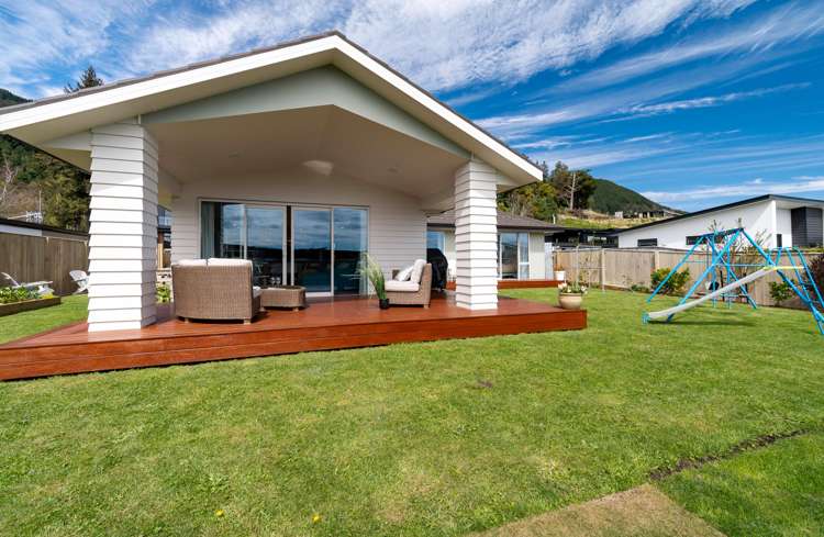 3 Vintners Way Stoke_26