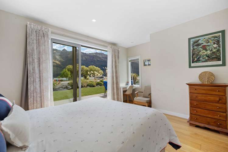 43 Benmore Place Glenorchy_16