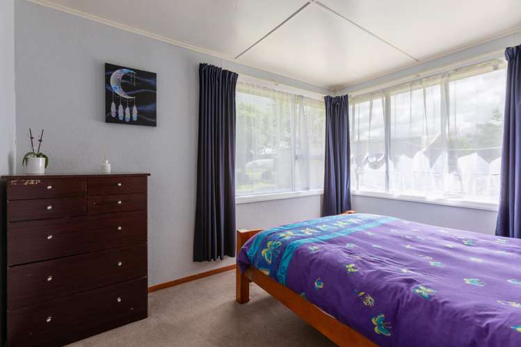 32 and 32a Fergusson Street Woodville_14